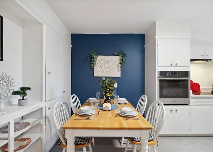 Fashionable Tcu Walkable 2bd Holiday home Fort Worth