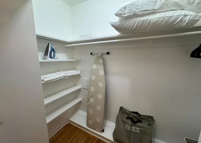 Fashionable Tcu Walkable 2bd Holiday home Fort Worth